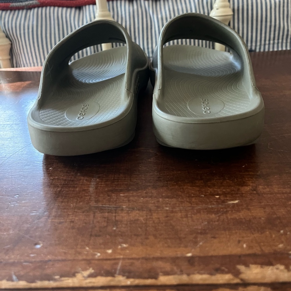OOFOS Women's Sage Green Slide Sandals - Picture 4 of 5